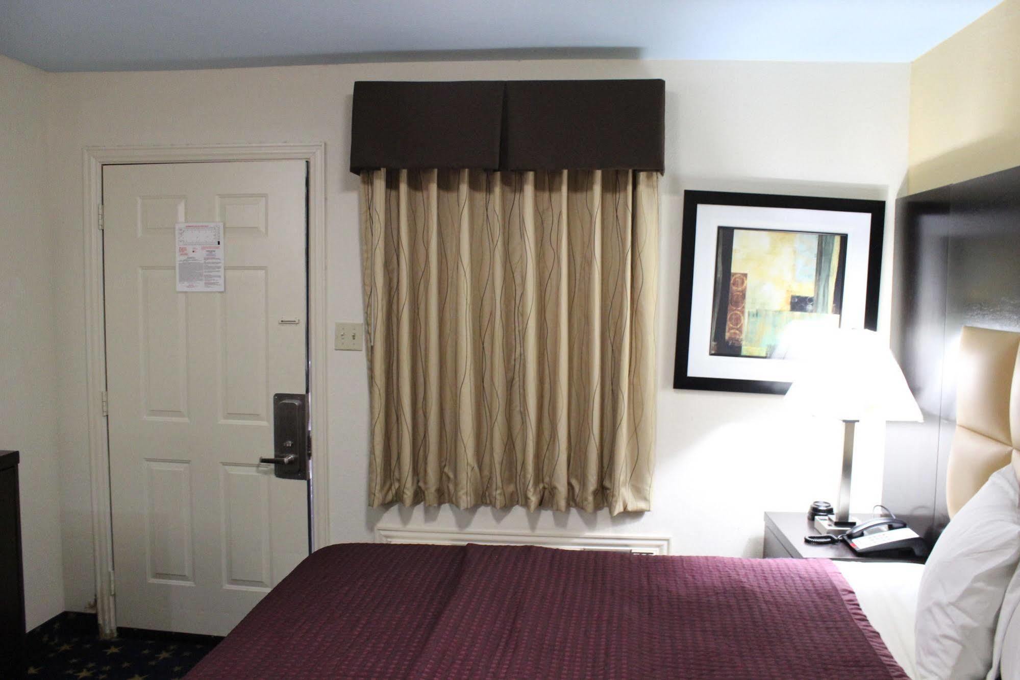 Apple Inn Duncanville Bagian luar foto