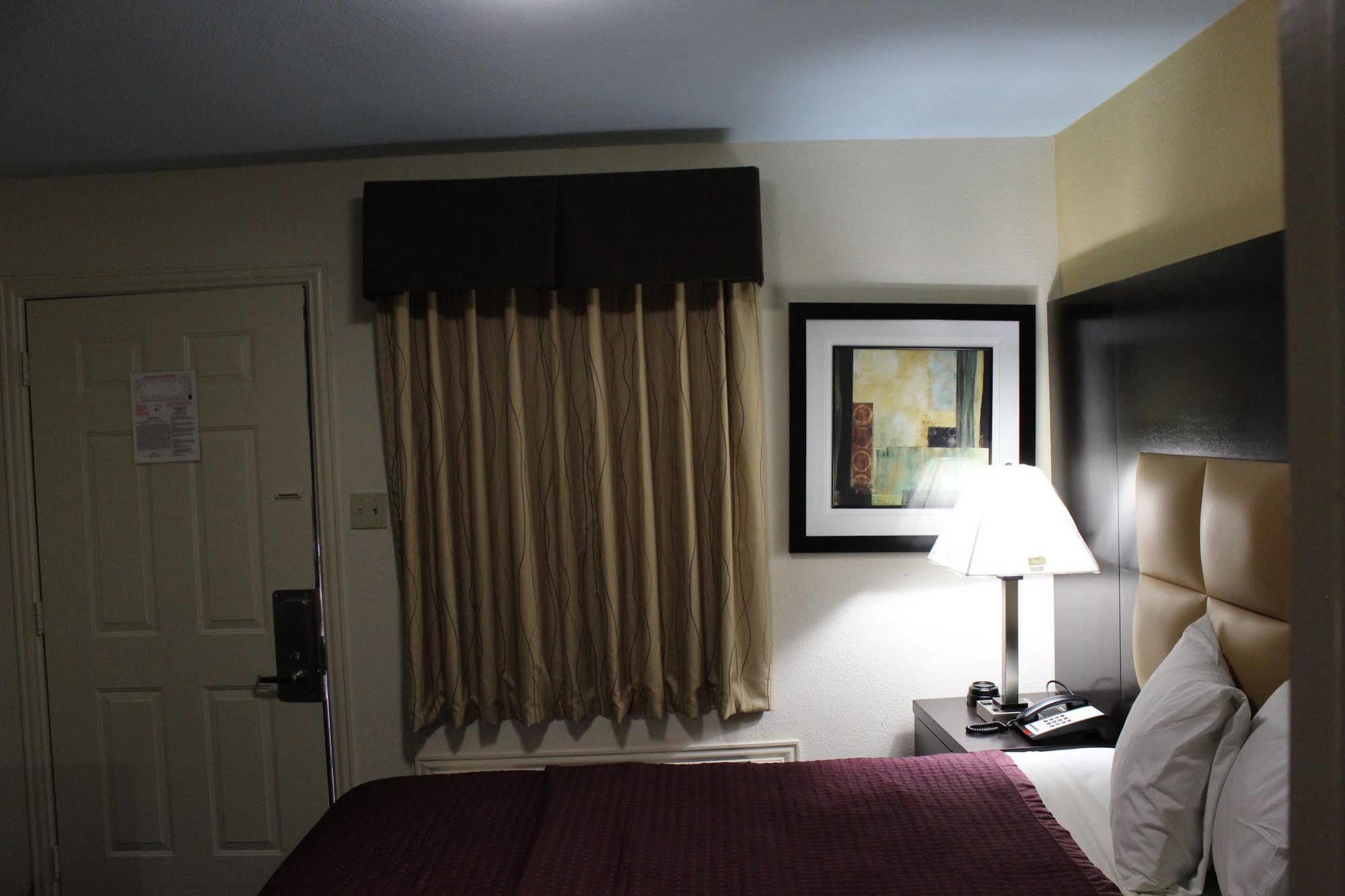 Apple Inn Duncanville Bagian luar foto